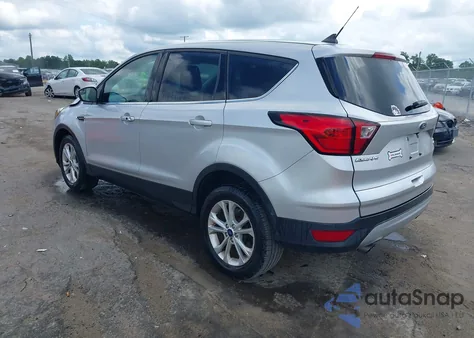 2019 Ford Escape Se from USA, damaged, VIN 1FMCU0GD9KUA75295